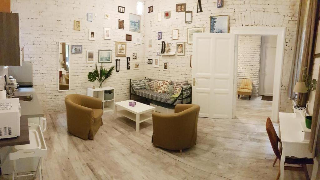 Wolf Apartment With Terrace By Nw Budapest Ngoại thất bức ảnh